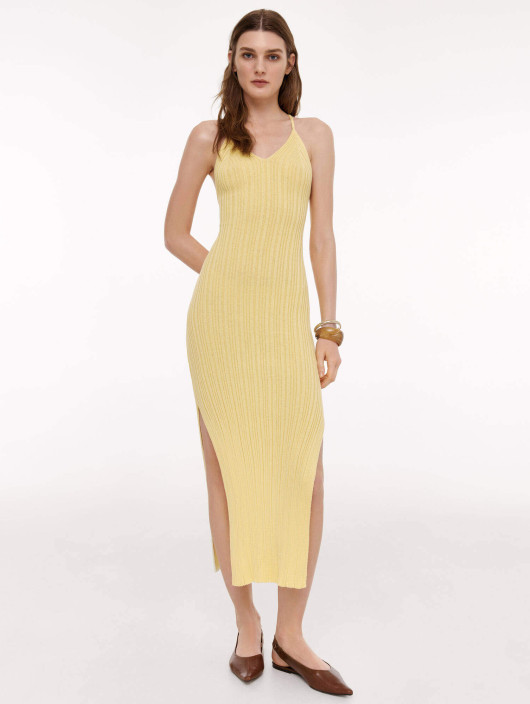 Dress with open back yellow