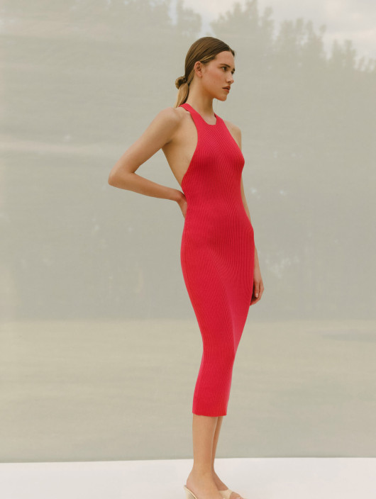 Midi dress with bare shoulders Mojito red