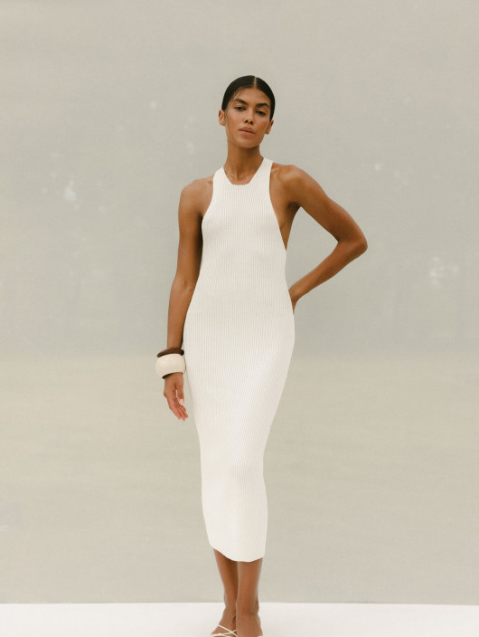 Midi dress with bare shoulders Mojito milk