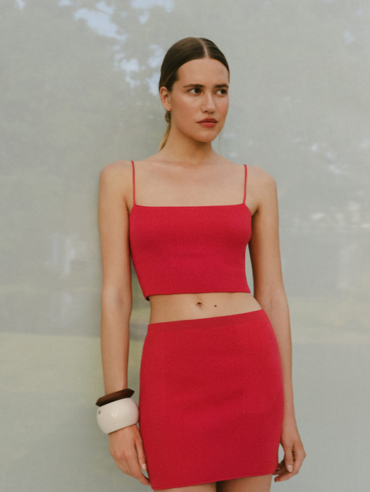 Mini skirt with an imitation of a basque Leymon red